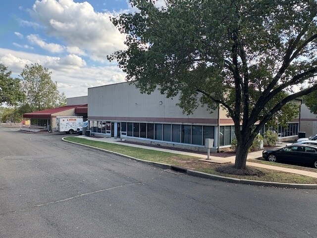 216 Us Highway 206, Hillsborough, NJ à louer - Photo de l’immeuble – Image 2 sur 7