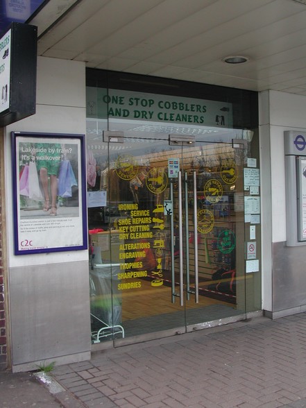 Station Rd, Upminster à louer - Photo de l’immeuble – Image 2 sur 2