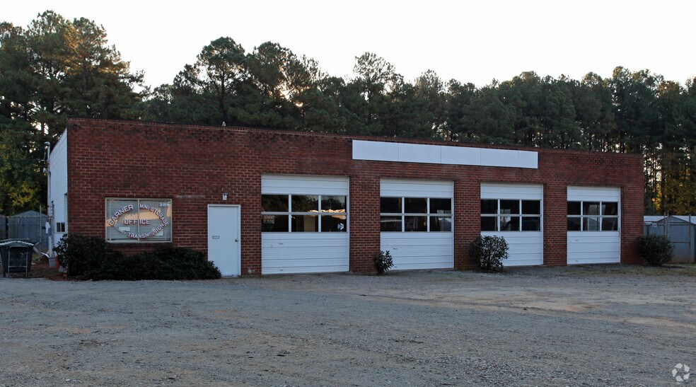 2016 W Garner Rd, Garner, NC à vendre - Photo de l’immeuble – Image 2 sur 3