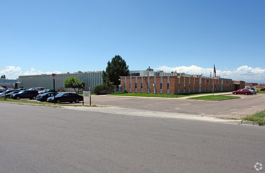 11380 E Smith Rd, Aurora, CO à louer - Photo de l’immeuble – Image 3 sur 22