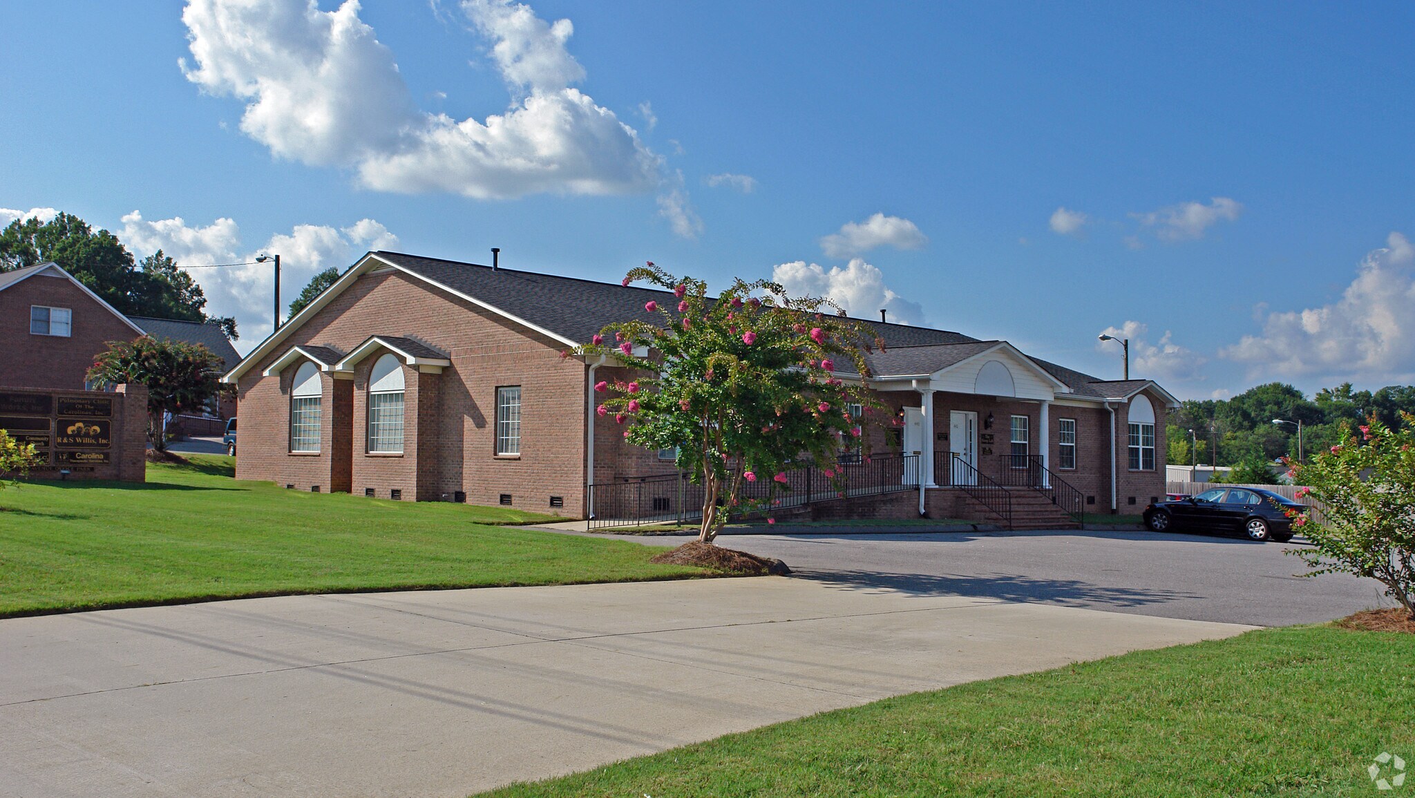 440-442 E Long Ave, Gastonia, NC à vendre Photo principale– Image 1 sur 3