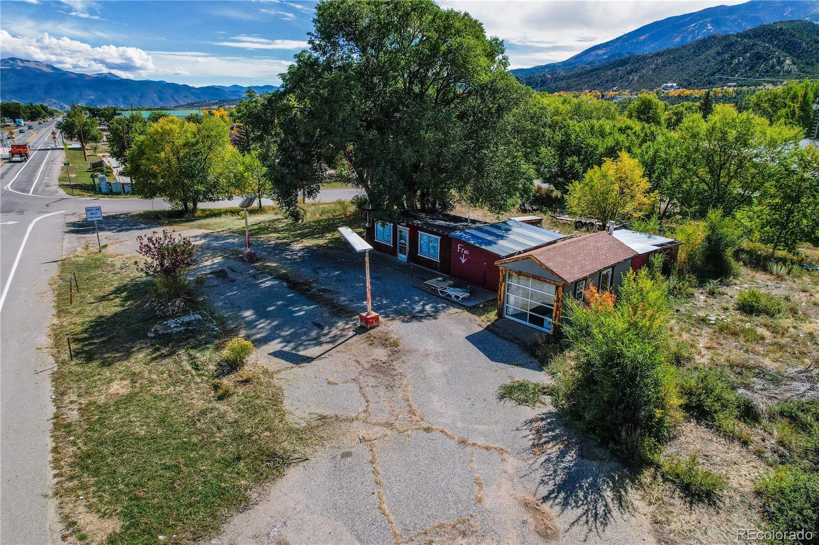 10057 US-50, Poncha Springs, CO à vendre Photo de l’immeuble– Image 1 sur 13