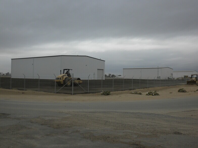 20931 Snow Rd, Bakersfield, CA à louer - Photo de l’immeuble – Image 3 sur 12