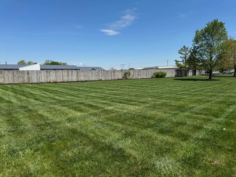 7242 Liberty Rd, Powell, OH à vendre - Photo de l’immeuble – Image 2 sur 8