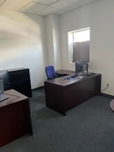 5 E 1st St, Clifton, NJ à louer Photo intérieure– Image 1 sur 10