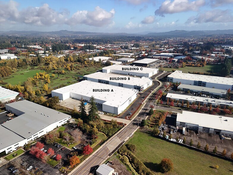 SW Myslony Rd, Tualatin, OR à louer - Photo de l’immeuble – Image 2 sur 17