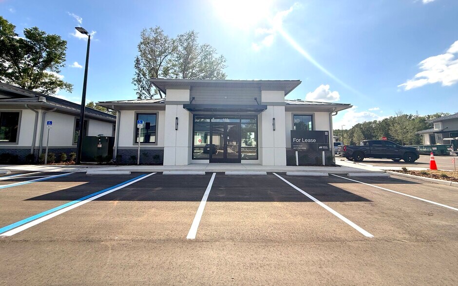 162 Southern Railway, Oakland, FL à louer - Photo de l’immeuble – Image 2 sur 8