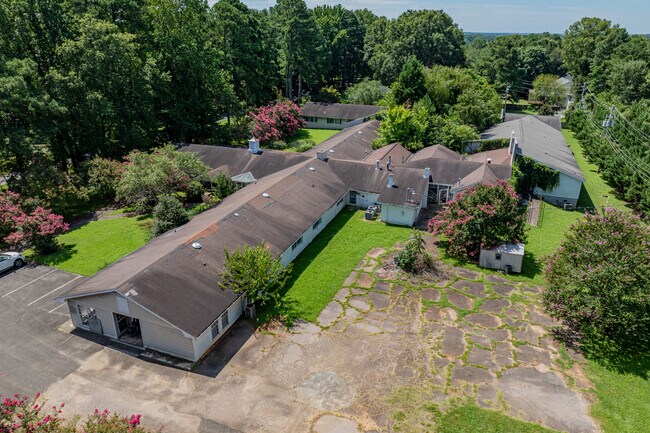 Plus de détails pour 306 S Allen Rd, Wake Forest, NC - Santé à vendre
