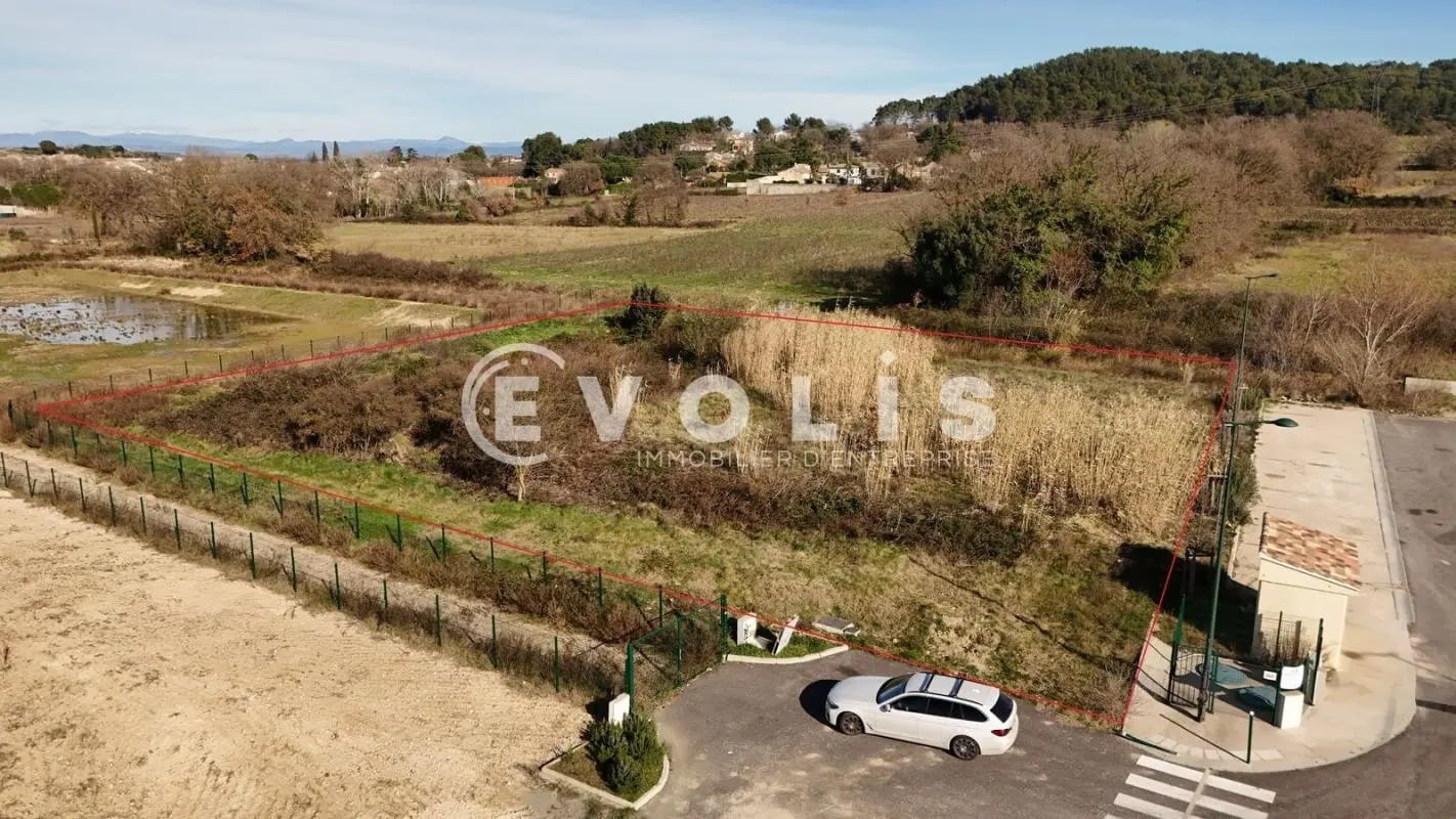 Le Plan S, Saint-Laurent-des-Arbres à vendre Photo de l’immeuble– Image 1 sur 8