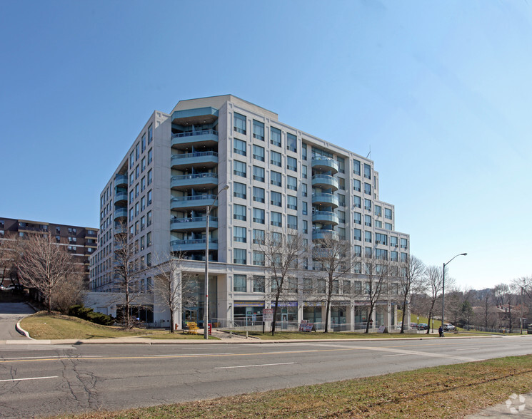 525 Markham Rd, Toronto, ON à louer - Photo de l’immeuble – Image 2 sur 15