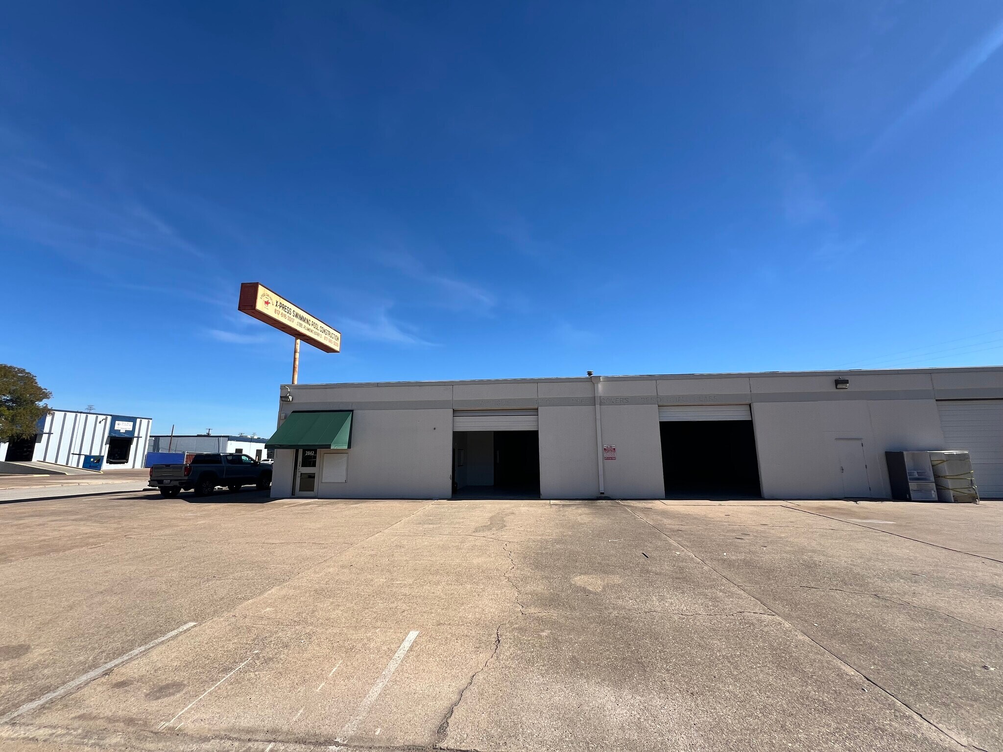 7436 Tower St, Fort Worth, TX à vendre Photo principale– Image 1 sur 22