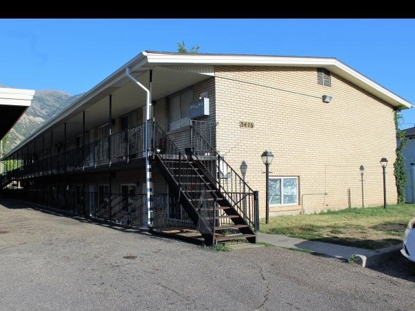 3476 Brinker Ave, Ogden, UT à vendre - Photo principale – Image 1 sur 21