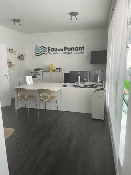 Bureau dans Landivisiau à louer - Photo intérieure – Image 2 sur 3