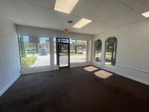 5701 N Federal Hwy, Boca Raton, FL à louer Photo intérieure– Image 2 sur 13