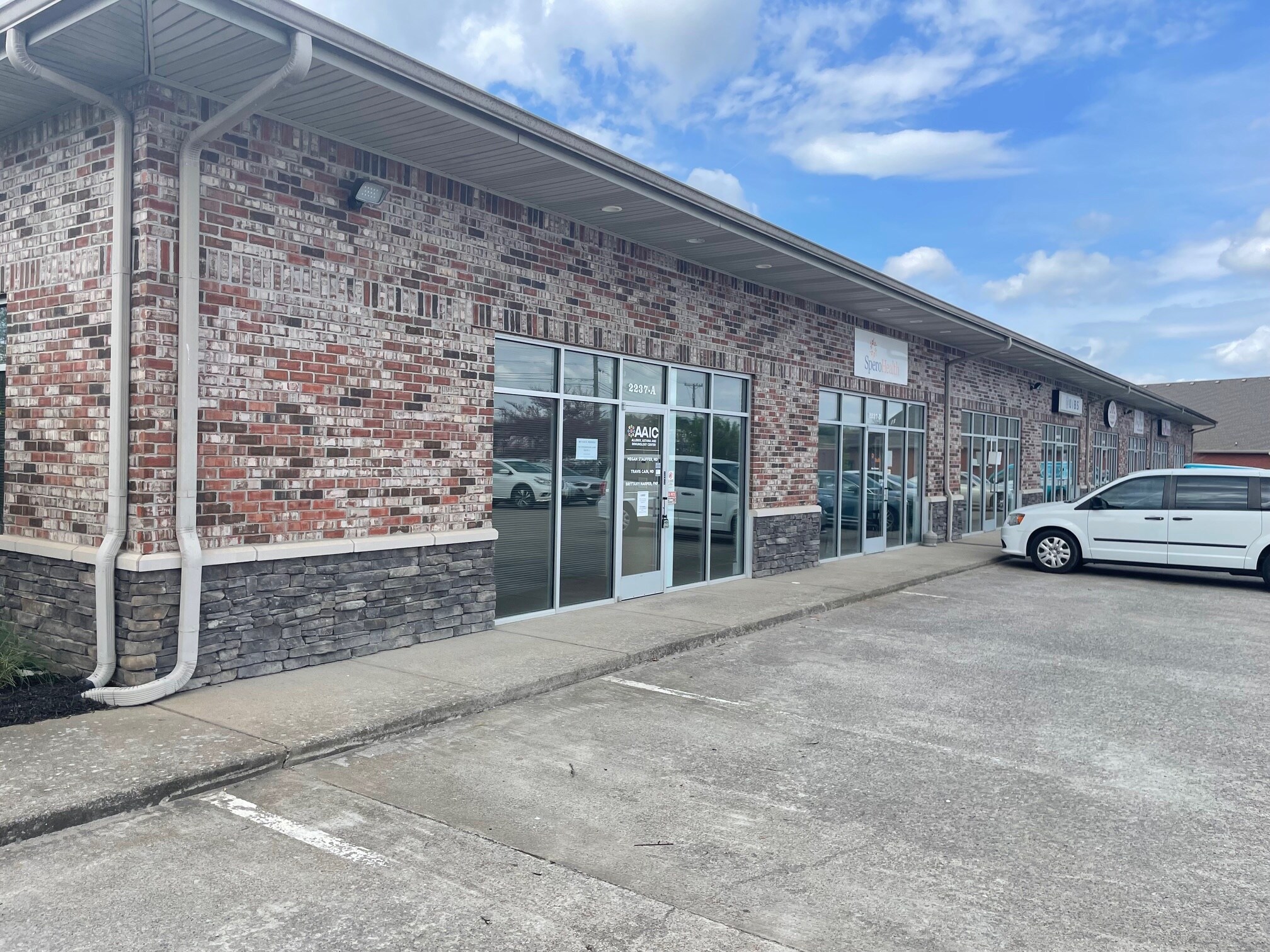 2237 Lowes Dr, Clarksville, TN à louer Photo principale– Image 1 sur 8