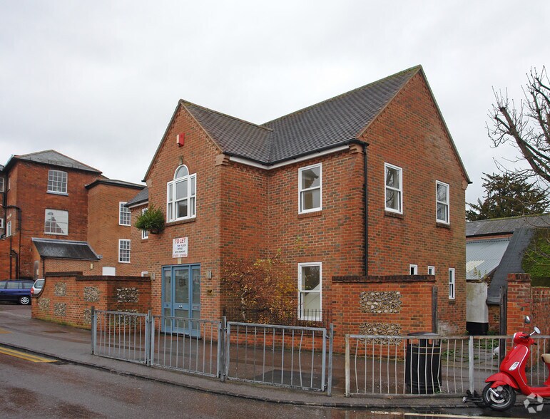 33 Market Pl, Henley On Thames à louer - Photo de l’immeuble – Image 3 sur 5
