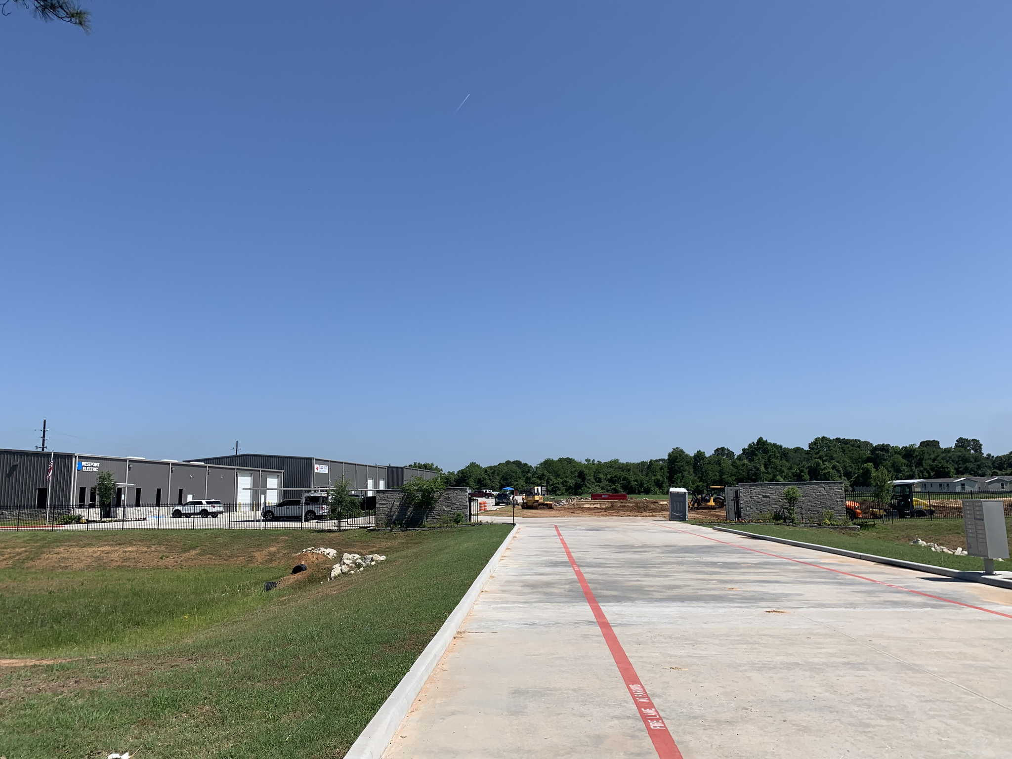 16718 FM 2920 Farm to Market 2920, Tomball, TX à louer Photo de l’immeuble– Image 1 sur 11