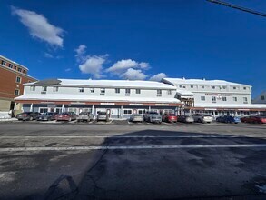 16 Manning St, Derry, NH à louer Photo de l’immeuble– Image 1 sur 13