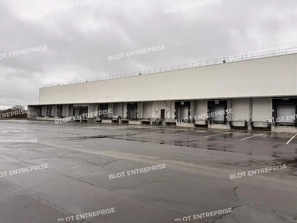 Bureau dans Argentré-du-Plessis à louer Photo de l’immeuble– Image 1 sur 16