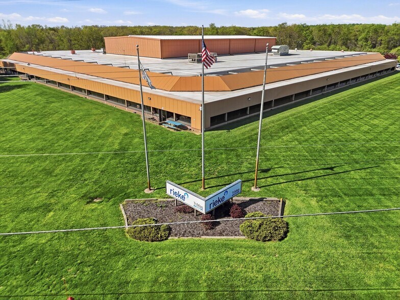 2855 E Bellefontaine Rd, Hamilton, IN à vendre - Photo de l’immeuble – Image 2 sur 7