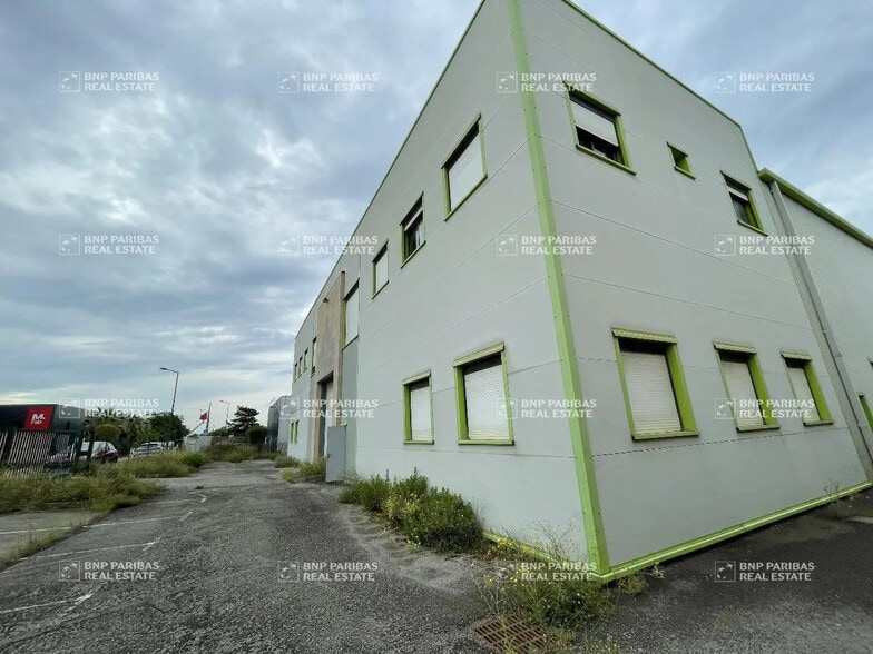 Local d'activités dans Mauguio à vendre - Photo de l’immeuble – Image 1 sur 17