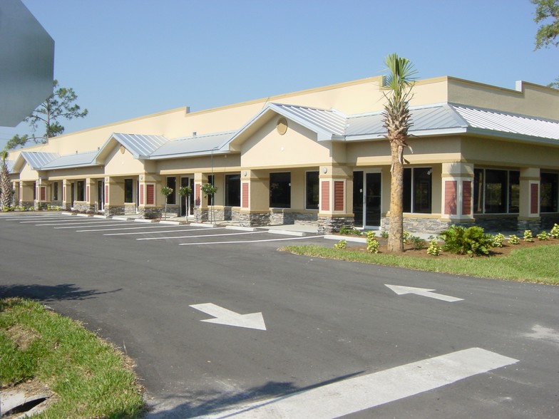 175 S Lee St, Labelle, FL à louer - Photo de l’immeuble – Image 3 sur 6