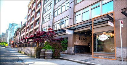 1168 Hamilton St, Vancouver, BC à louer Photo de l’immeuble– Image 1 sur 7
