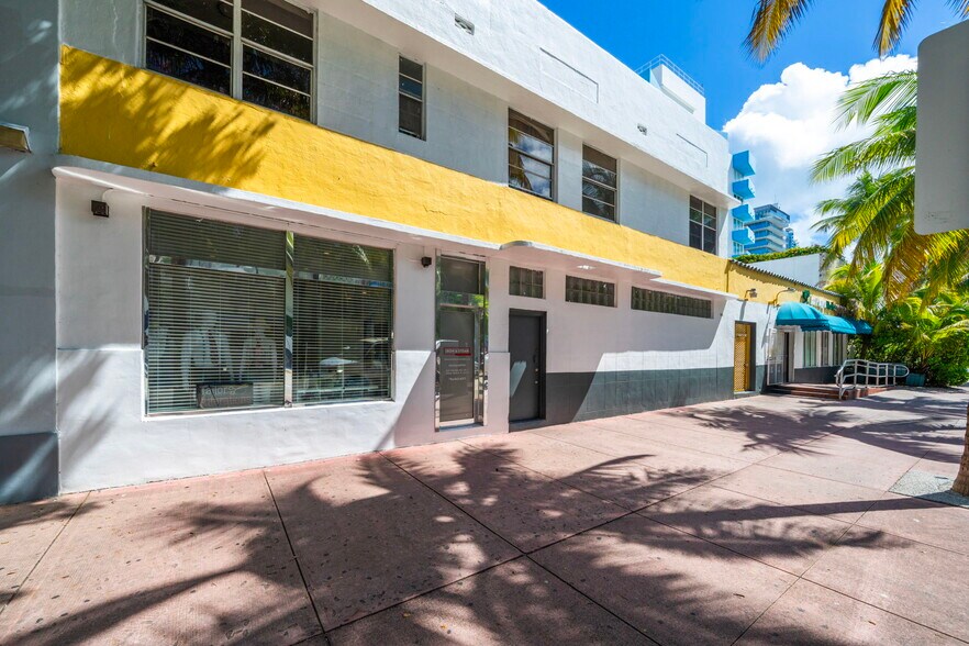 249 Collins Ave, Miami Beach, FL à vendre - Photo de l’immeuble – Image 3 sur 29