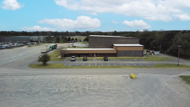 48 Artley Rd, Savannah, GA à vendre Photo intérieure– Image 1 sur 4