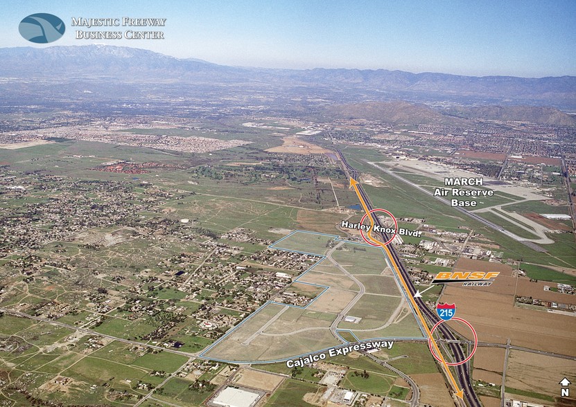 Cajalco Rd, Perris, CA à louer - Photo de l’immeuble – Image 2 sur 3
