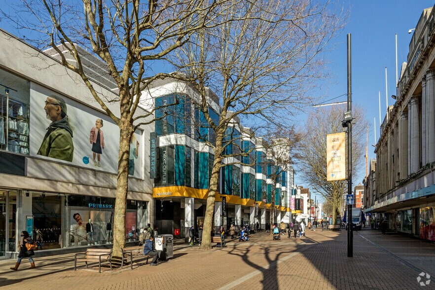 North End, Croydon à louer - Photo de l’immeuble – Image 3 sur 9