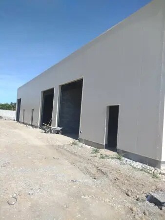 Industriel/Logistique dans Perpignan à louer - Photo de l’immeuble – Image 2 sur 4