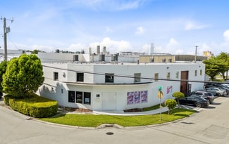 Plus de détails pour 297 NE 67th St, Miami, FL - Bureau/Local commercial à louer