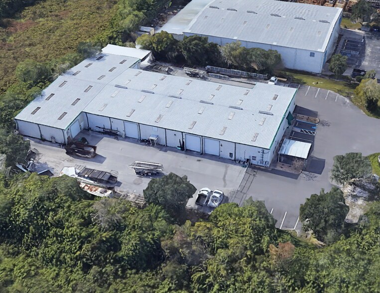 8813 Venture Cv, Temple Terrace, FL à louer - Photo de l’immeuble – Image 3 sur 56