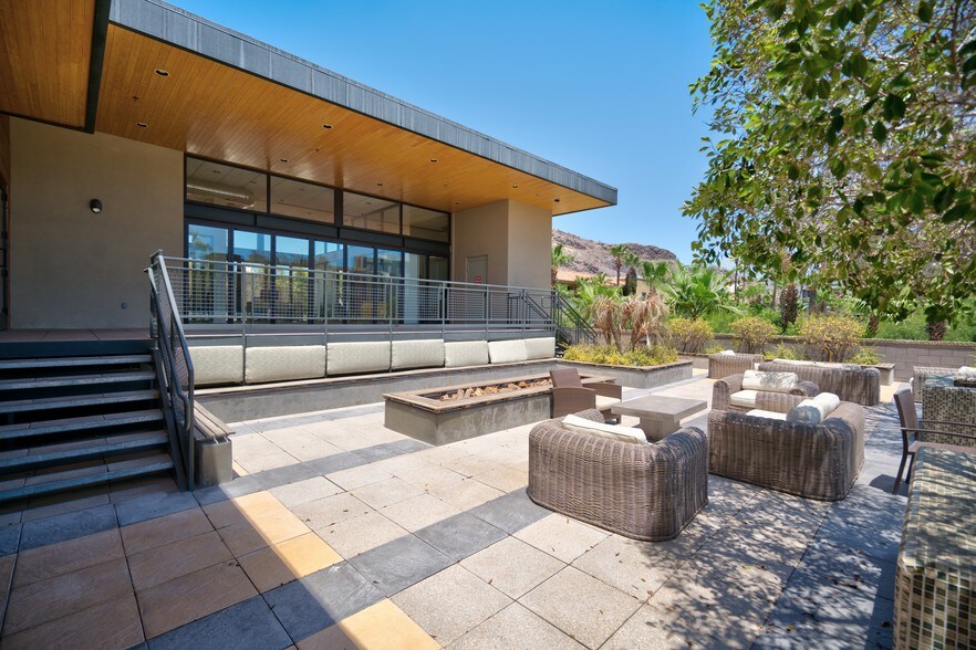 425 S Mill Ave, Tempe, AZ à louer - Photo de l’immeuble – Image 2 sur 15