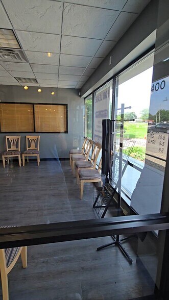 13400-13480 E 15 Mile Rd, Sterling Heights, MI à louer - Vidéo sur l’annonce professionnelle – Image 2 sur 23