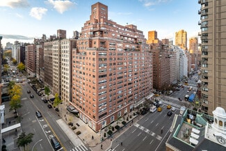 Plus de détails pour 165 E 72nd St, New York, NY - Local commercial à louer