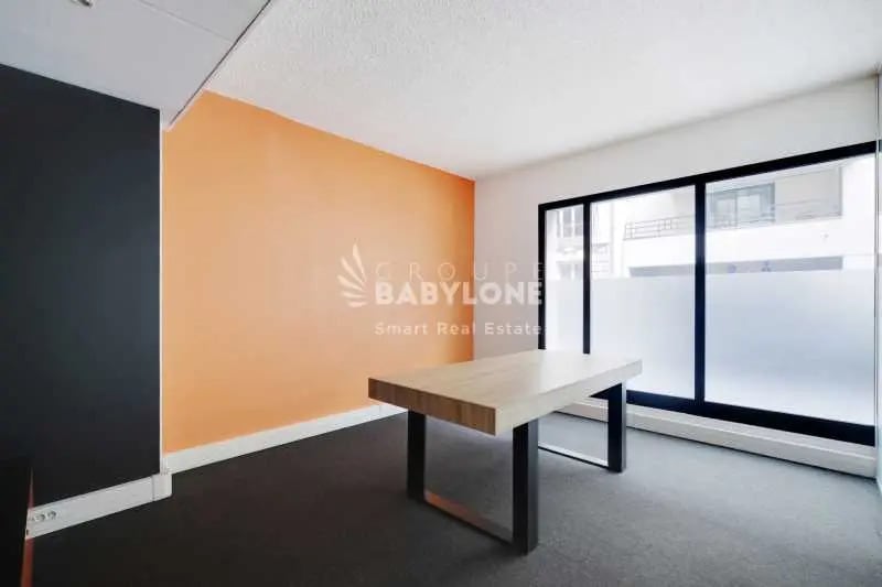 21-23 Rue Saint-Pierre, Neuilly-sur-Seine à louer - Photo intérieure – Image 3 sur 12