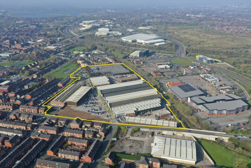 Richmond St, Ashton Under Lyne à louer - Photo principale – Image 2 sur 12