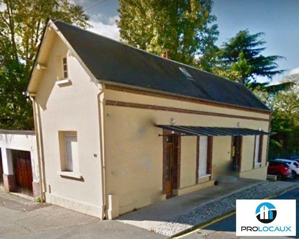 Bureau dans Évreux à louer Photo de l’immeuble– Image 1 sur 2