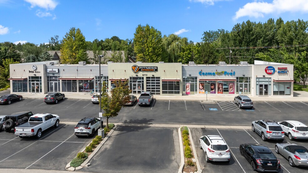 6711 N Glenwood St, Garden City, ID à vendre - Photo de l’immeuble – Image 2 sur 3