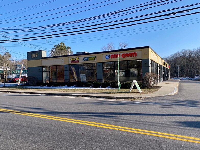 157 Bedford St, Burlington, MA à vendre - Photo de l’immeuble – Image 1 sur 7