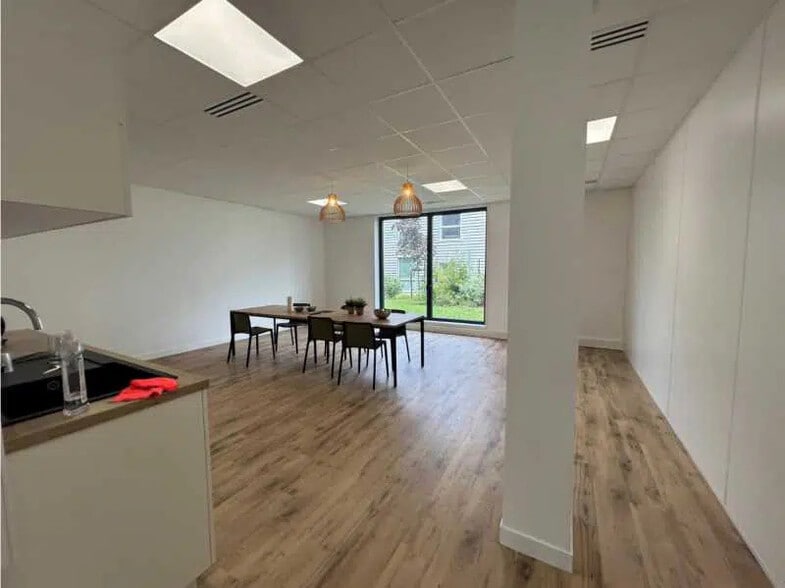 Bureau dans Marcq-en-Baroeul à louer - Photo de l’immeuble – Image 3 sur 4