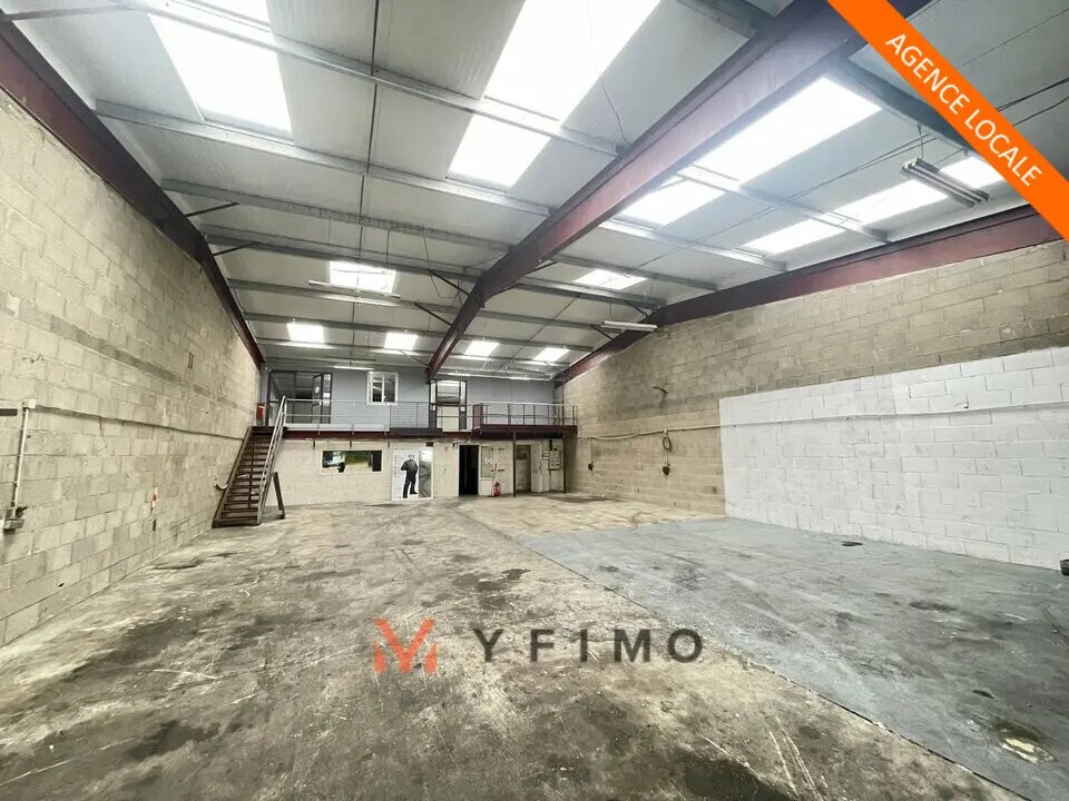 Local d’activités dans Ecquevilly à louer Photo intérieure– Image 1 sur 9