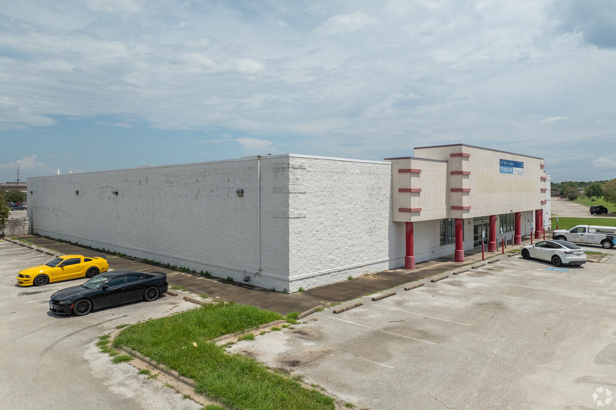 9550 Emmett F Lowry Expy, Texas City, TX à louer Photo principale– Image 1 sur 12