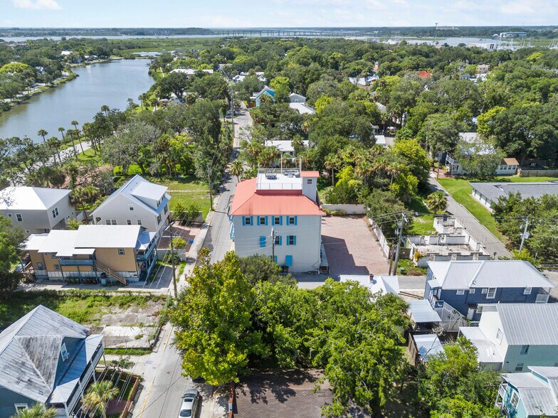 92 Washington St, Saint Augustine, FL à vendre - Photo de l’immeuble – Image 1 sur 88