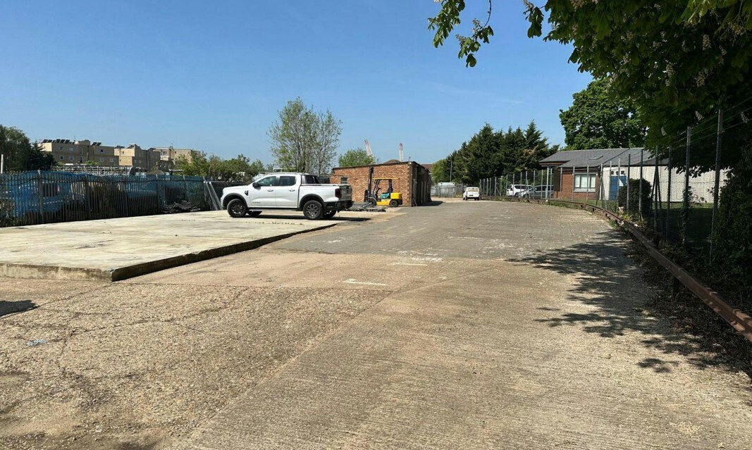 Ickenham Rd, Ruislip à louer Photo de l’immeuble– Image 1 sur 7