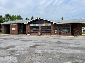 3020 Southwestern Blvd, Orchard Park NY - Commerce