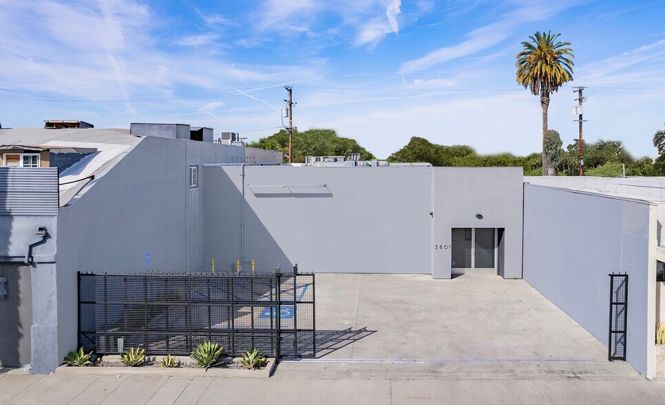 5801 Washington Blvd, Culver City, CA à louer - Photo principale – Image 1 sur 35