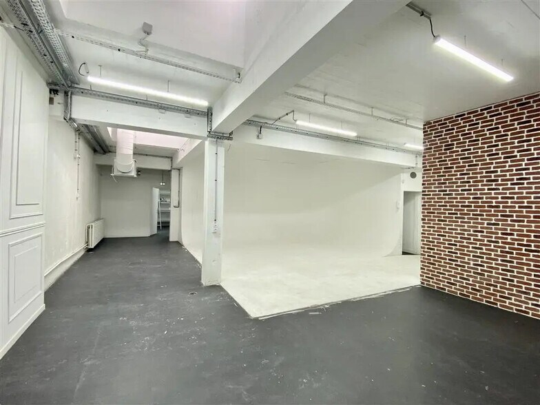 Bureau dans Levallois-Perret à louer - Photo de l’immeuble – Image 2 sur 9